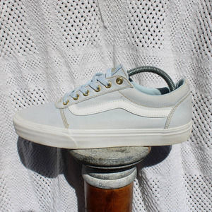 Vans Sk8 Low Women's sz 10 white light blue gold